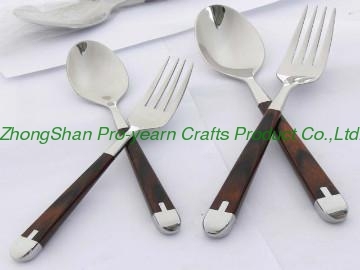 2011 brand-new 4pcs cutlery set with wooden handle
