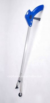 folding reacher
