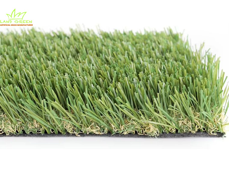 Синтетический газонный ковер с искусственным покрытием для ландшафтного дизайна