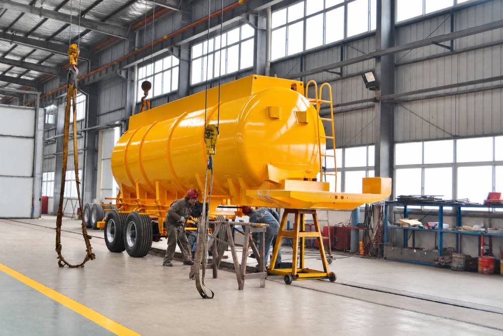 Carbon Steel Vacuum Trailer