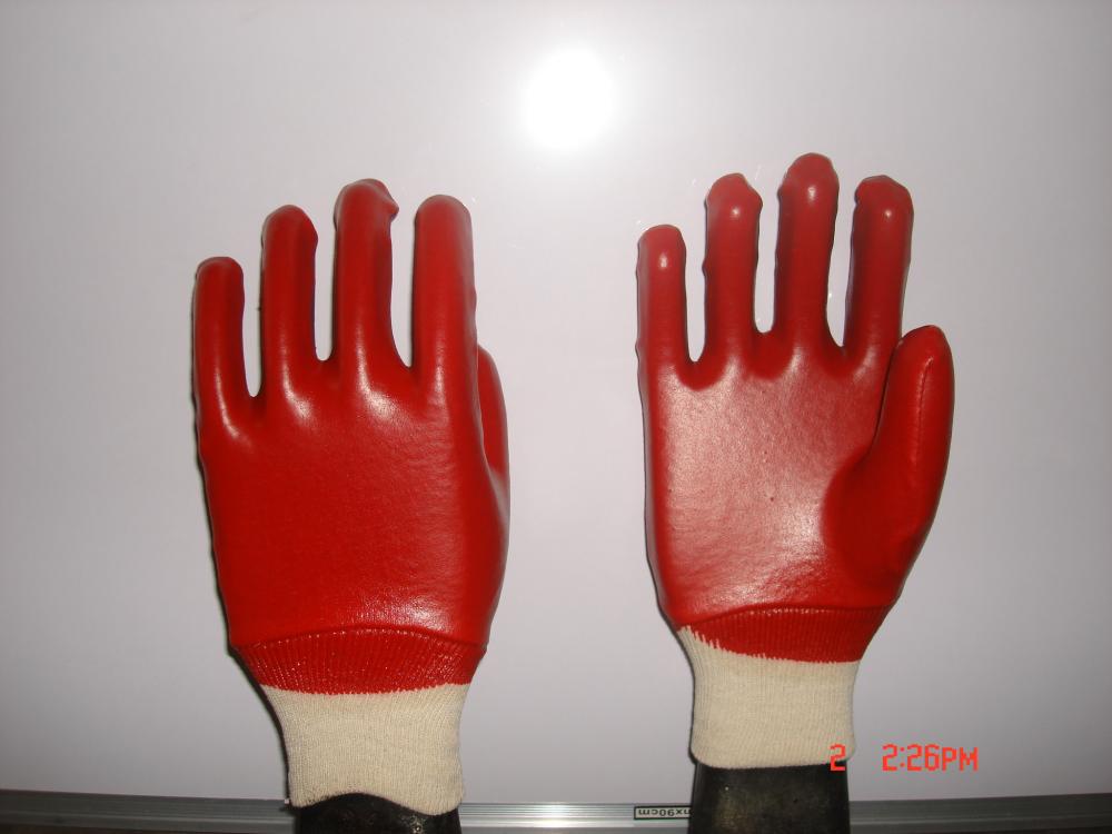 Red PVC fully dipped working gloves