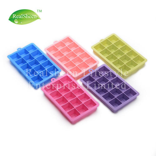 Bandeja de cubo de gelo de silicone tamanho perfeito de 15 furos