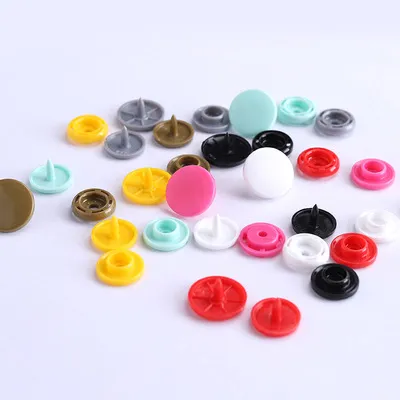 Fast Delivery Plastic Kam Snaps Size 20 T5 Snap Buttons for Clothes