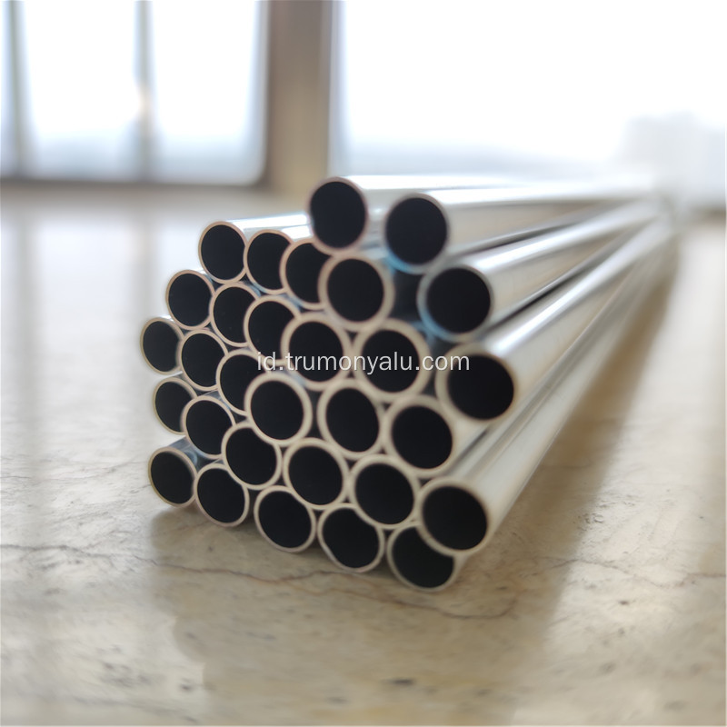 Aluminium Alloy Round Extruded Tube untuk Radiator Mobil