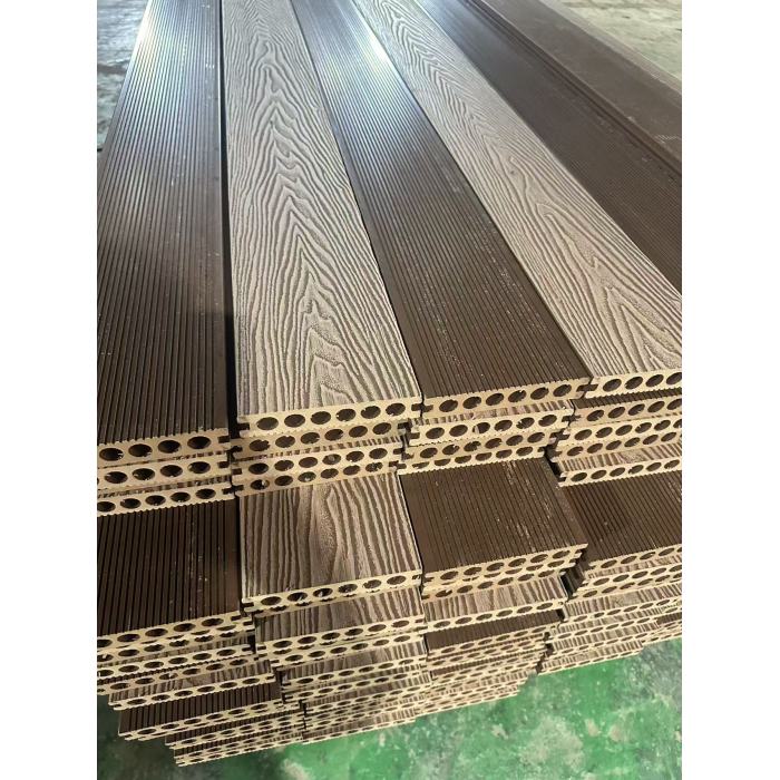 Decking Luaran WPC Kalis Noda untuk Penggunaan Halaman Komuniti Antarabangsa