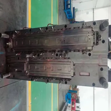 Corrosion-resistant stainless steel plastic steel MCS136