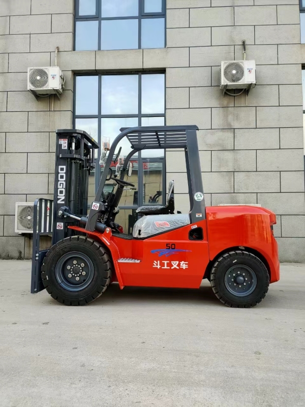 5 Ton Diesel Forklift CPC50 - New Product