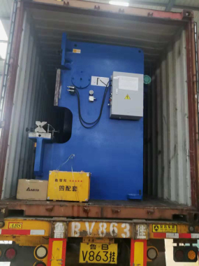 loading container