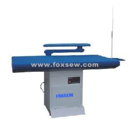 Aspirateur Table de repassage