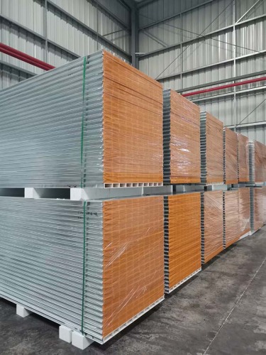 PU Clean Room Sandwich Panel