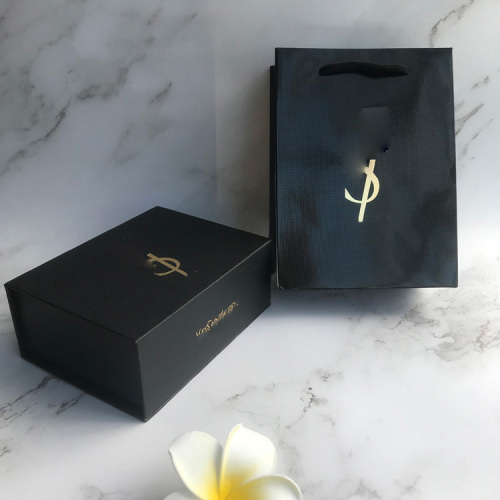 Luxus schwarzes Magnetpapierbox Gold Logo