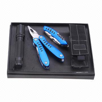 Promotional multi-tools set