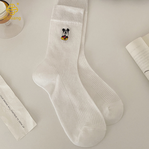 漫画刺繍ミッキーミッドチューブソックスインパイルソックス
