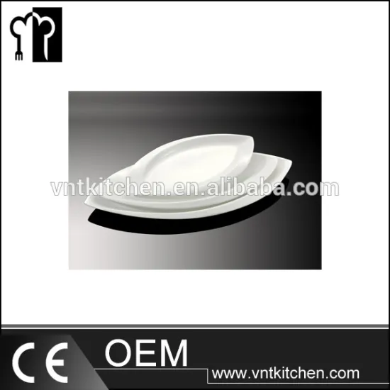 VNTY062 12" Ceramic Leaf Shape Plate