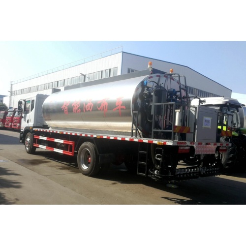 Tout nouveau véhicule de distribution d&#39;asphalte Dongfeng 16 tonnes