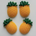 Süße flache Rückseite Obst Ananas Harz Charms Kawaii Cabochons Weihnachten Wohnkultur Schleimherstellung Zubehör