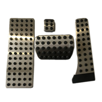 Anti-Slip No-Drilling Mercedes-Benz W240 Brake and Gas Pedal Pads
