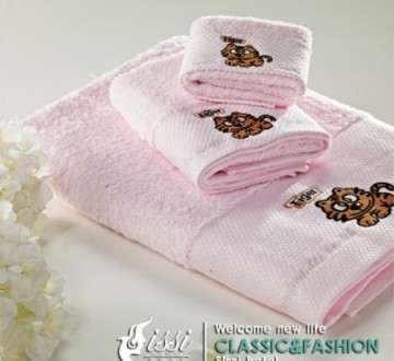 2014 new design, animal embroidery bath towel, for 5 star hotel