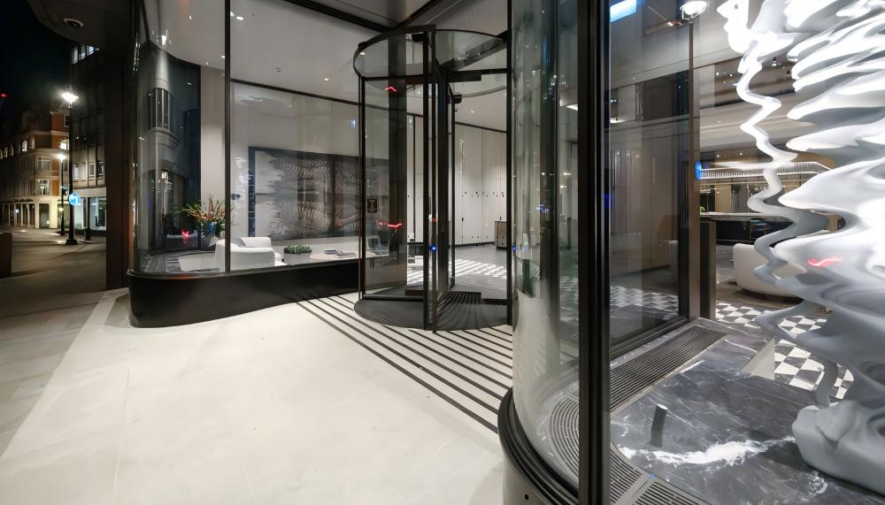 Curved fire-rated glass