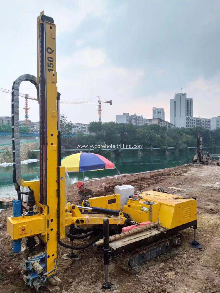 130m Truck-mounted Hydraulic Crawler Drilling Rig