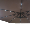 Parasol solaire à lumière LED pour utilisation sur patio extérieur