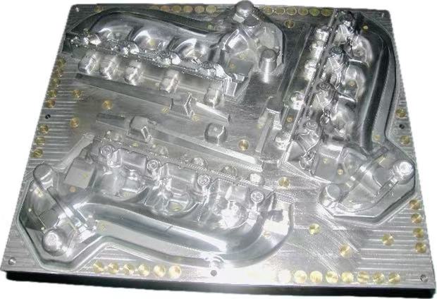 pattern Exhaust port