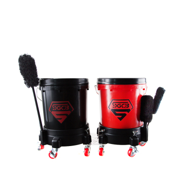 SGCB car wash bucket with grit guard