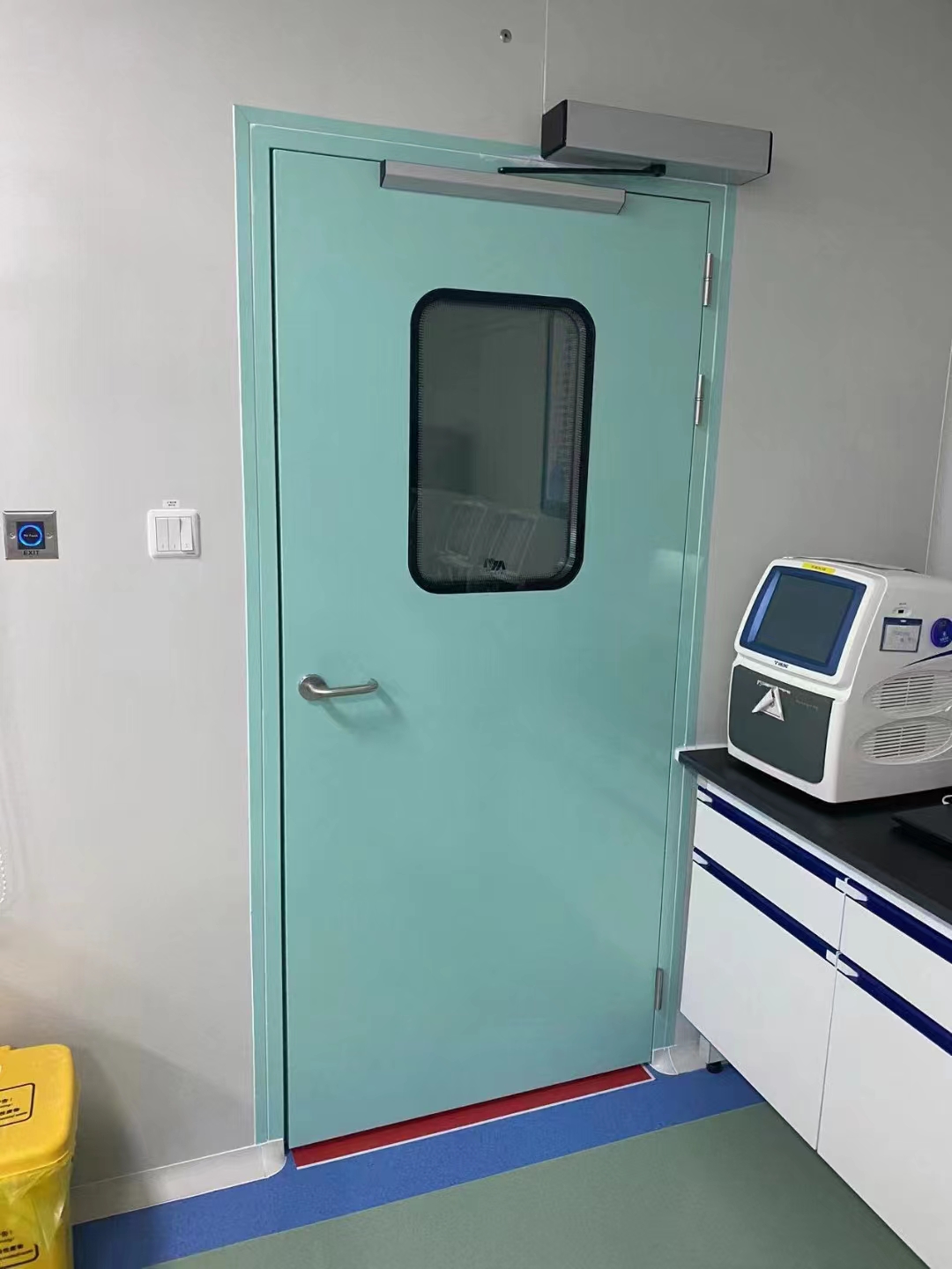 Automatic Single Swing Laboratory Steel Clean Door