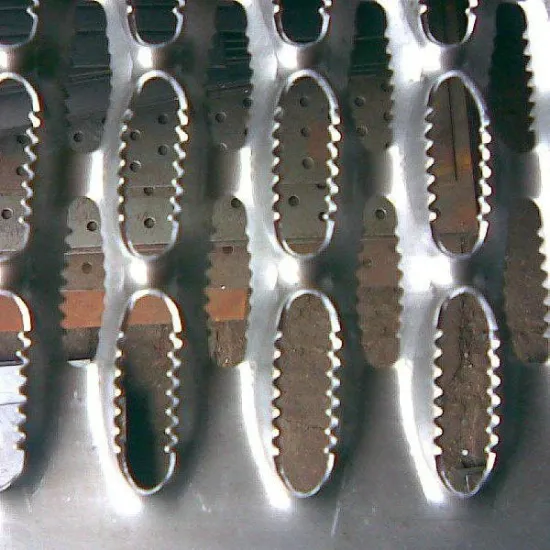 304 , 316 Stainless Steel Floor Grating With Diamond Openings