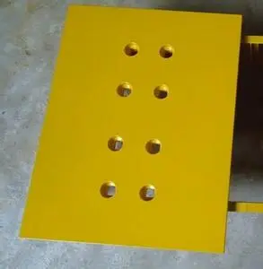 Cutting edge GEHL loader blade