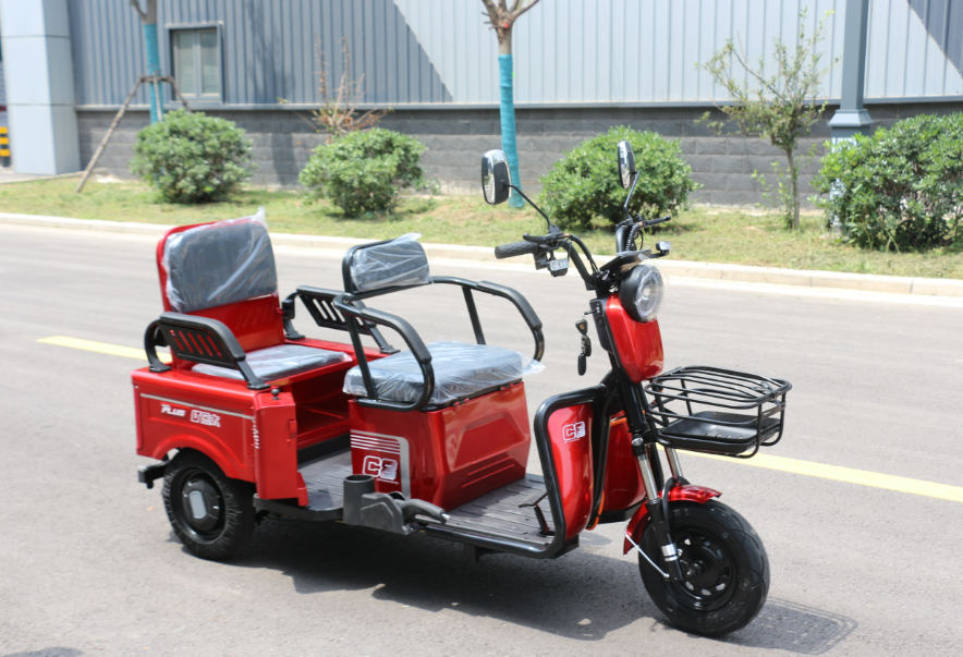 Tricycle de passager tuk moto à l'essence à 3 roues