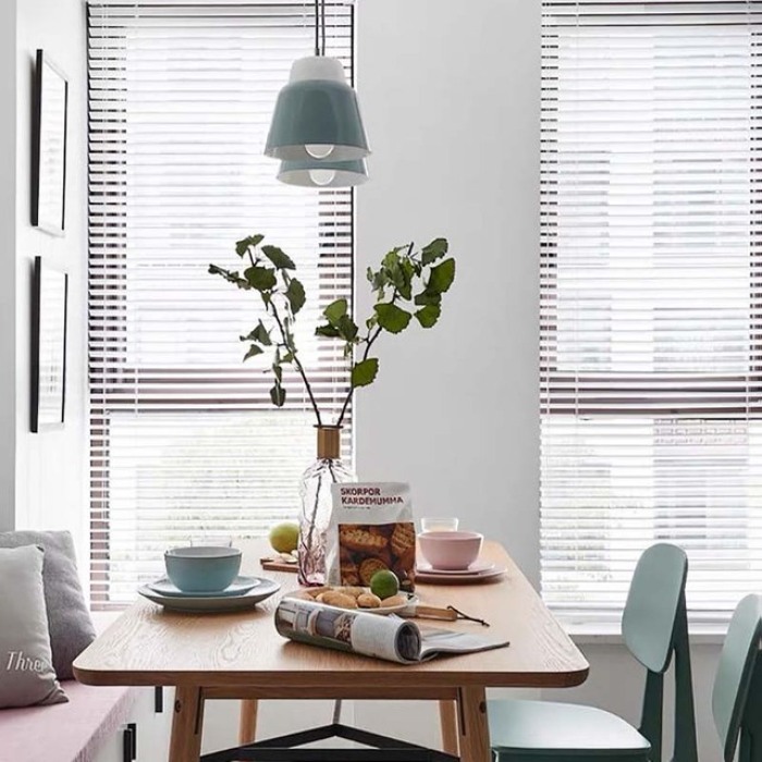 Kézi push a tavaszi redőnyök