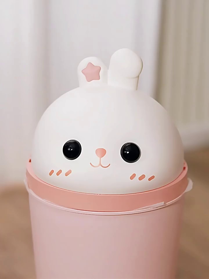 Plastic Trash Can with Lid for Home Bathroom Bedroom Living Room