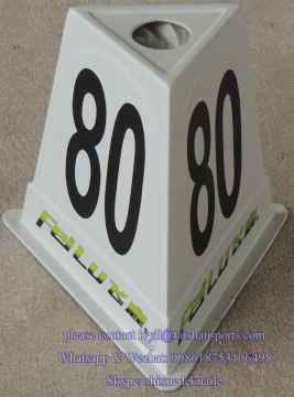 Distance marker of javelin and discus