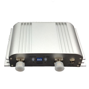 3G WCDMA UMTS 2,100MHz Cellphone Signal Repeater Amplifier Booster with 1,500m2 Coverage Area