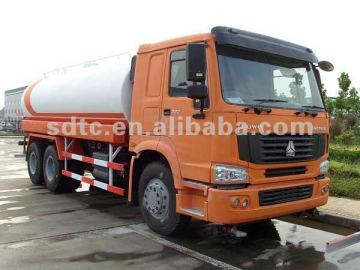 HOWO water tanker