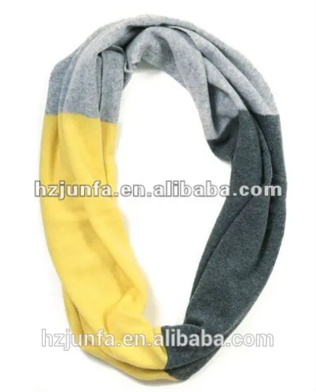 2015 Fashion warp knitted warm snood neck warmer checked