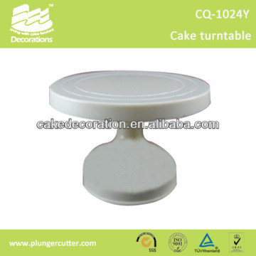 Plastic cake turntable for cake decoration