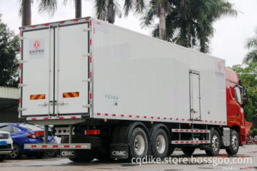 Dongfeng Tianlong 8X4 Refrigerated Van Truck