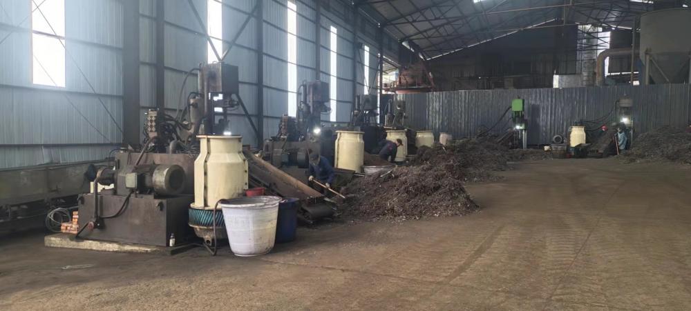 Vertical Scrap Iron Swarf Powder Metal Chips Briquetter