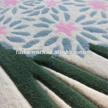 Kids playing carpet 02