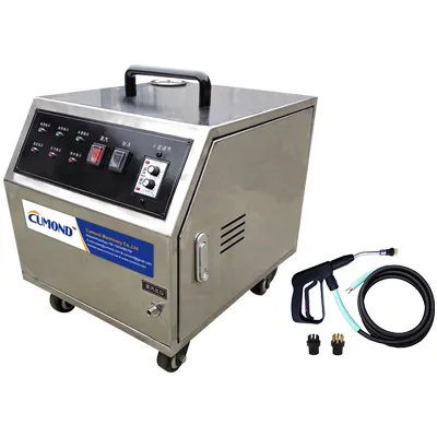 Portable steam cleaning machine for the flexible cleaning