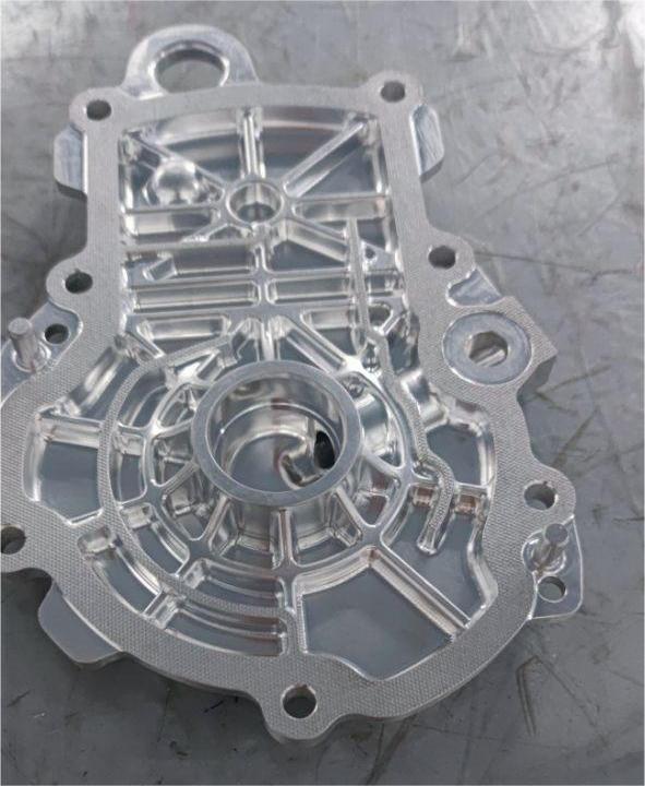 Customized Automotive Prototypes Deckplatte