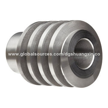 Gear coupling, helical gear wheel for electronic/machinery