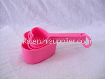 4pcs Heart Shape Measuring Spoon Set 