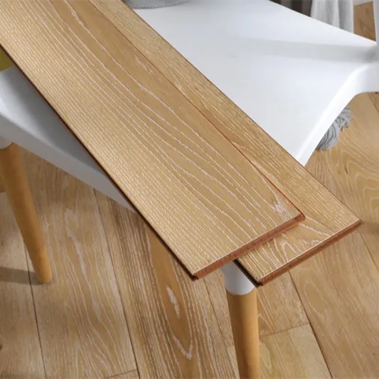 18MM hardwood prefinished brushed oak solid wood flooring