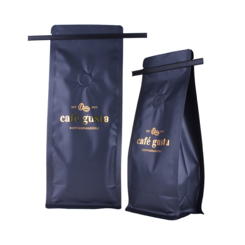 Coffee roaster bags packs coffee with valve and zipper