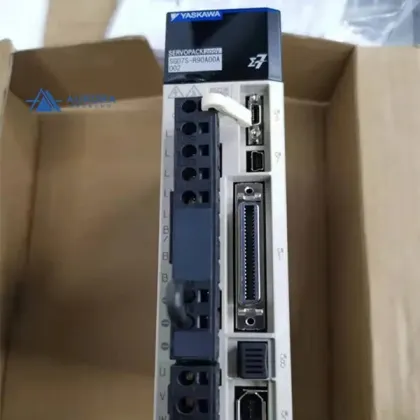 Yaskawa Servo Motor with Drive and Sockets: 750W Specifications and Applications