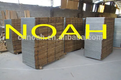 Noah Block wood pallet