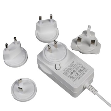 12V 5A AC DC Adaptor Daya Plug yang Dapat Dipertukarkan